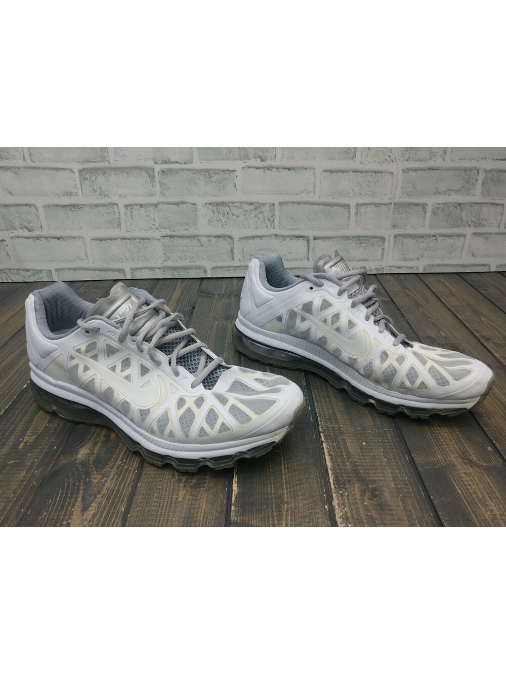 Nike Air Max White Metallic Sliver Sneakers 429889-101 SIZE 14
